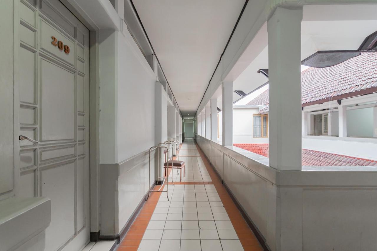 Hotel Koolkost Near Bandung Station Exteriér fotografie